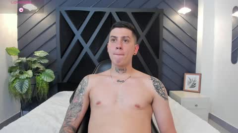 YEIKO ROMERO online show from January 2025 09:22:01 PM