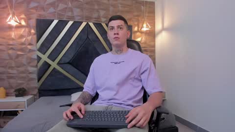 YEIKO ROMERO online show from February 2025 05:14:01 PM