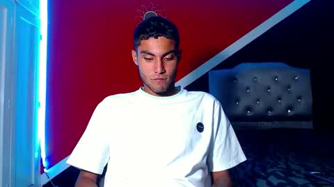 yeison_777_ online show from May 2026 06:22:01 AM