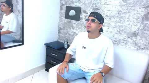 Yeison online show from November 2025 10:59:01 AM