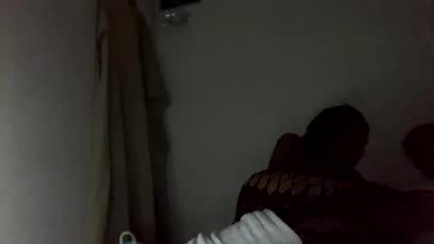 Snapshot of yelladaniella chatting on October 2025 06:12:01 AM Ella Ts online show from October 2025 06:12:01 AM