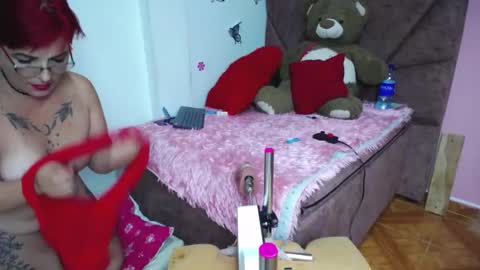 Snapshot of yeny_sex chatting on September 2025 06:35:01 AM yeny_sex online show from September 2025 06:35:01 AM