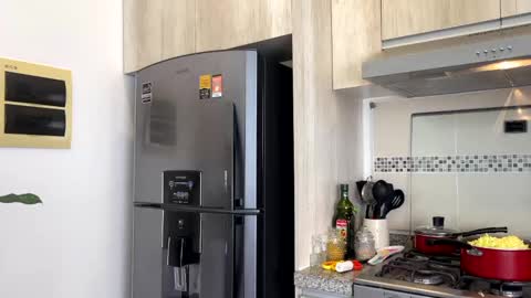 Zlata online show from February 2025 07:17:02 PM