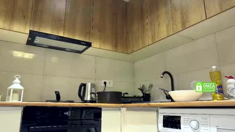 Zlata online show from January 2026 02:43:02 PM