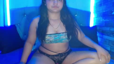 Snapshot of yesamin_stone18 chatting on April 2026 01:03:01 PM yesamin_stone18 online show from April 2026 01:03:01 PM