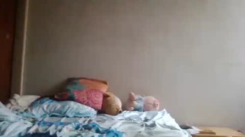 yeshuaaa999 online show from January 2026 02:33:02 PM