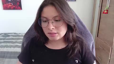 Snapshot of yessica_gomez01 chatting on April 2026 08:22:02 PM yessica_gomez01 online show from April 2026 08:22:02 PM
