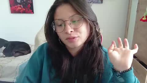Snapshot of yessica_gomez01 chatting on May 2026 10:06:02 PM yessica_gomez01 online show from May 2026 10:06:02 PM