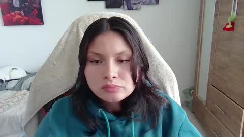Snapshot of yessica_gomez01 chatting on May 2026 10:04:02 PM yessica_gomez01 online show from May 2026 10:04:02 PM