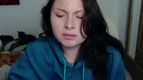 Snapshot of yessica_gomez01 chatting on May 2026 01:56:01 AM yessica_gomez01 online show from May 2026 01:56:01 AM