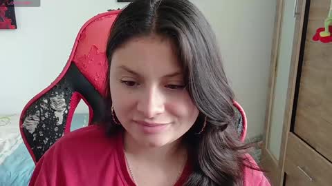 Snapshot of yessica_gomez01 chatting on May 2026 12:53:02 PM yessica_gomez01 online show from May 2026 12:53:02 PM