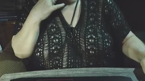 yessirprincesspet online show from April 2026 02:54:01 AM