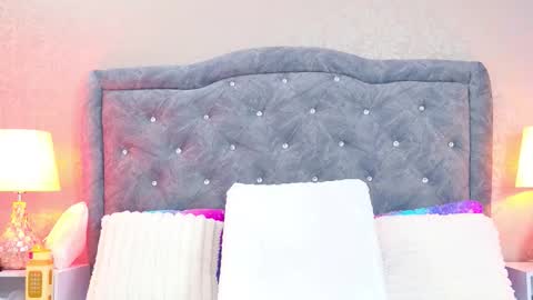 Snapshot of yesyhills chatting on January 2026 11:37:01 AM Yesy online show from January 2026 11:37:01 AM