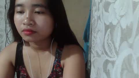 Snapshot of yhang_19 chatting on December 2024 12:44:01 PM yhang_19 online show from December 2024 12:44:01 PM