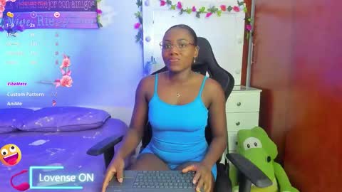 Snapshot of yice_grace chatting on November 2025 07:03:02 PM yice online show from November 2025 07:03:02 PM