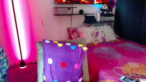 jhon online show from September 2025 10:20:01 PM