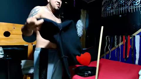 yingandyangg online show from February 2026 05:53:02 PM