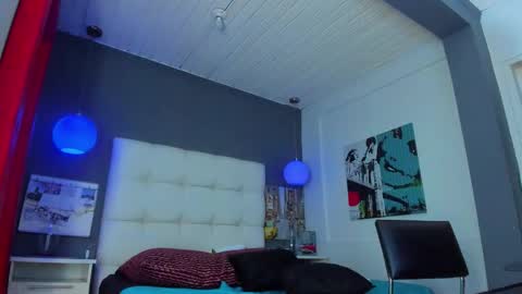 Yiyo online show from November 2025 04:40:02 PM