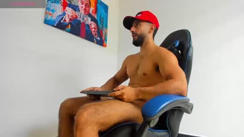 Yiyo online show from July 2026 05:41:02 PM