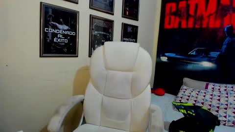 yker online show from October 2025 11:05:01 PM