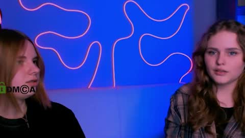 Ylia online show from April 2026 02:06:02 PM