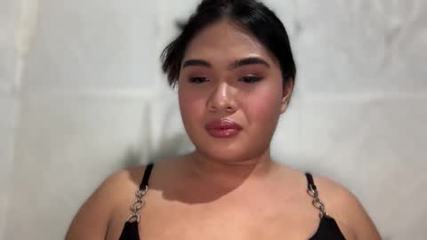 Snapshot of yllanahard chatting on December 2025 12:11:02 PM yllana love online show from December 2025 12:11:02 PM