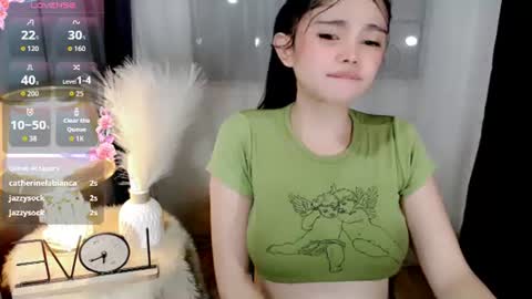 Snapshot of yogirl_abby chatting on June 2026 02:24:02 AM Hi i am Abby i am Filipina Aussie youve ever wanted to meet NOT INTO CHEAP GUY online show from June 2026 02:24:02 AM