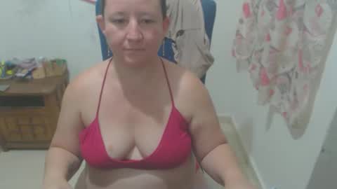 Snapshot of yohis_kiut25 chatting on February 2026 12:00:01 AM yohis online show from February 2026 12:00:01 AM