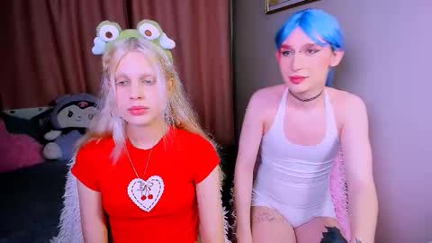 Mikaella - Mika online show from January 2026 03:17:01 PM