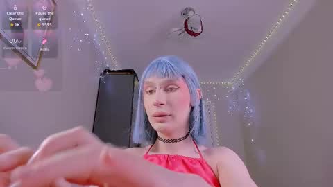 Mikaella - Mika online show from February 2026 10:38:02 PM