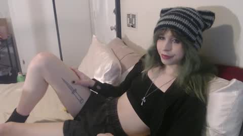 Yokai Girl online show from December 2024 11:21:01 PM