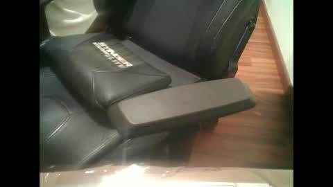 Snapshot of yokaxondoo chatting on February 2025 03:48:02 PM yokaxondoo online show from February 2025 03:48:02 PM