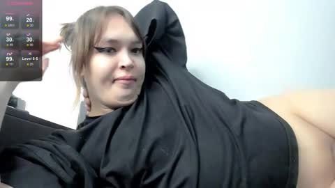 yomoyoo online show from October 2025 08:21:02 PM