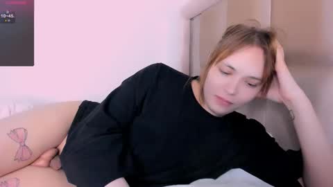 yomoyoo online show from February 2026 08:15:01 PM