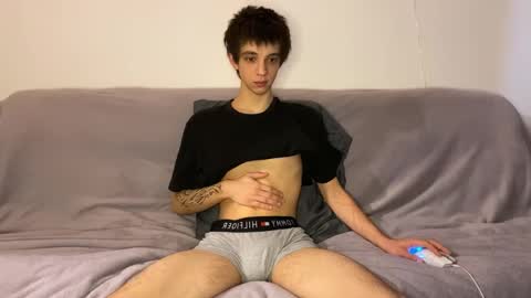 Yoo Dee Ohh online show from November 2025 12:06:01 PM