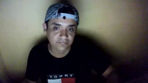 Snapshot of yosue015 chatting on February 2025 03:30:01 AM yosue online show from February 2025 03:30:01 AM