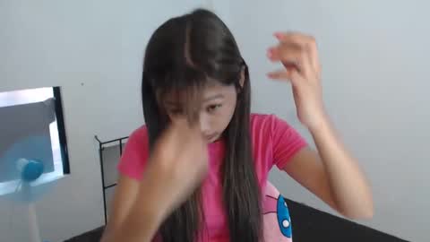 Snapshot of yosufloversweet chatting on February 2025 01:58:02 AM fin online show from February 2025 01:58:02 AM