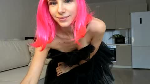 Liliya online show from June 2026 12:28:02 PM