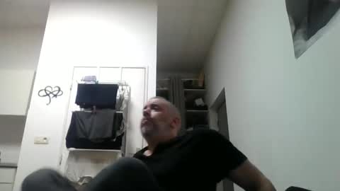 CrayZio online show from October 2025 06:50:02 PM