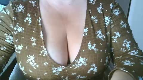 Snapshot of your__maria chatting on July 2026 09:33:01 AM Maria Love online show from July 2026 09:33:01 AM
