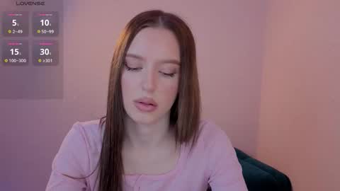 Olivia online show from March 2026 06:10:01 PM