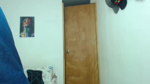 Snapshot of your_boy_hot chatting on May 2026 04:07:02 AM your boy online show from May 2026 04:07:02 AM
