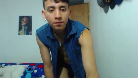 Snapshot of your_boy_hot chatting on May 2026 01:01:01 AM your boy online show from May 2026 01:01:01 AM