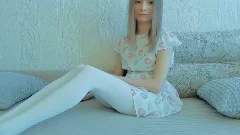 Snapshot of your_caramelka chatting on March 2025 07:10:01 AM Lily online show from March 2025 07:10:01 AM