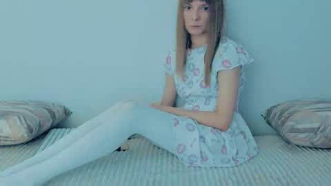 Snapshot of your_caramelka chatting on September 2025 07:53:01 AM Lily online show from September 2025 07:53:01 AM