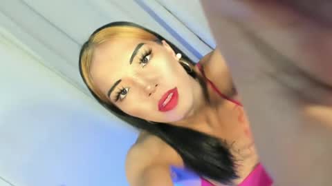 Snapshot of your_girl_yeka chatting on June 2026 08:14:02 AM your_girl_yeka online show from June 2026 08:14:02 AM