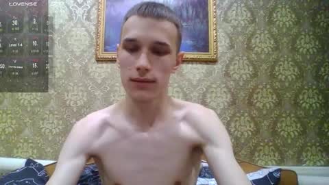 Snapshot of your_honeyy chatting on November 2025 07:52:01 AM Mark online show from November 2025 07:52:01 AM