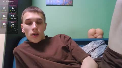 Snapshot of your_honeyy chatting on December 2025 02:31:01 AM Mark online show from December 2025 02:31:01 AM