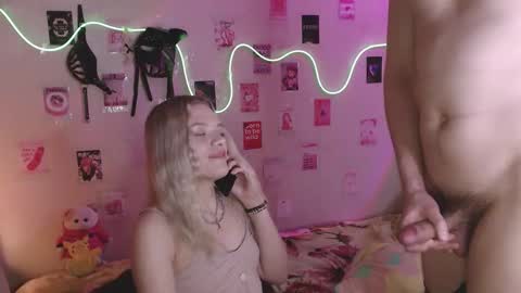 Snapshot of your_horny_friends chatting on October 2025 12:26:01 PM Your Horny Friends online show from October 2025 12:26:01 PM