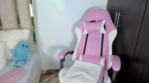 Isa online show from January 2026 10:03:02 PM